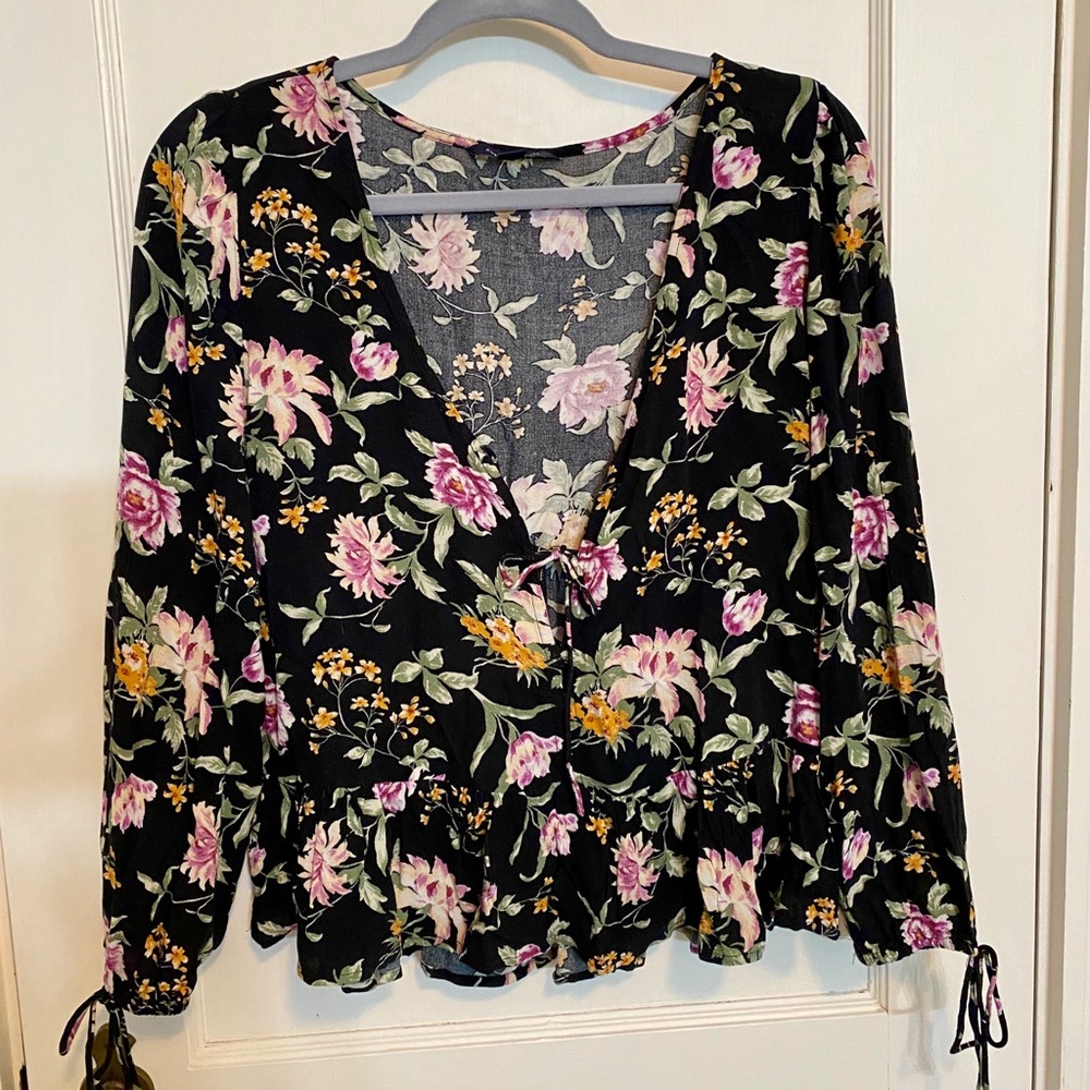 American Eagle Top